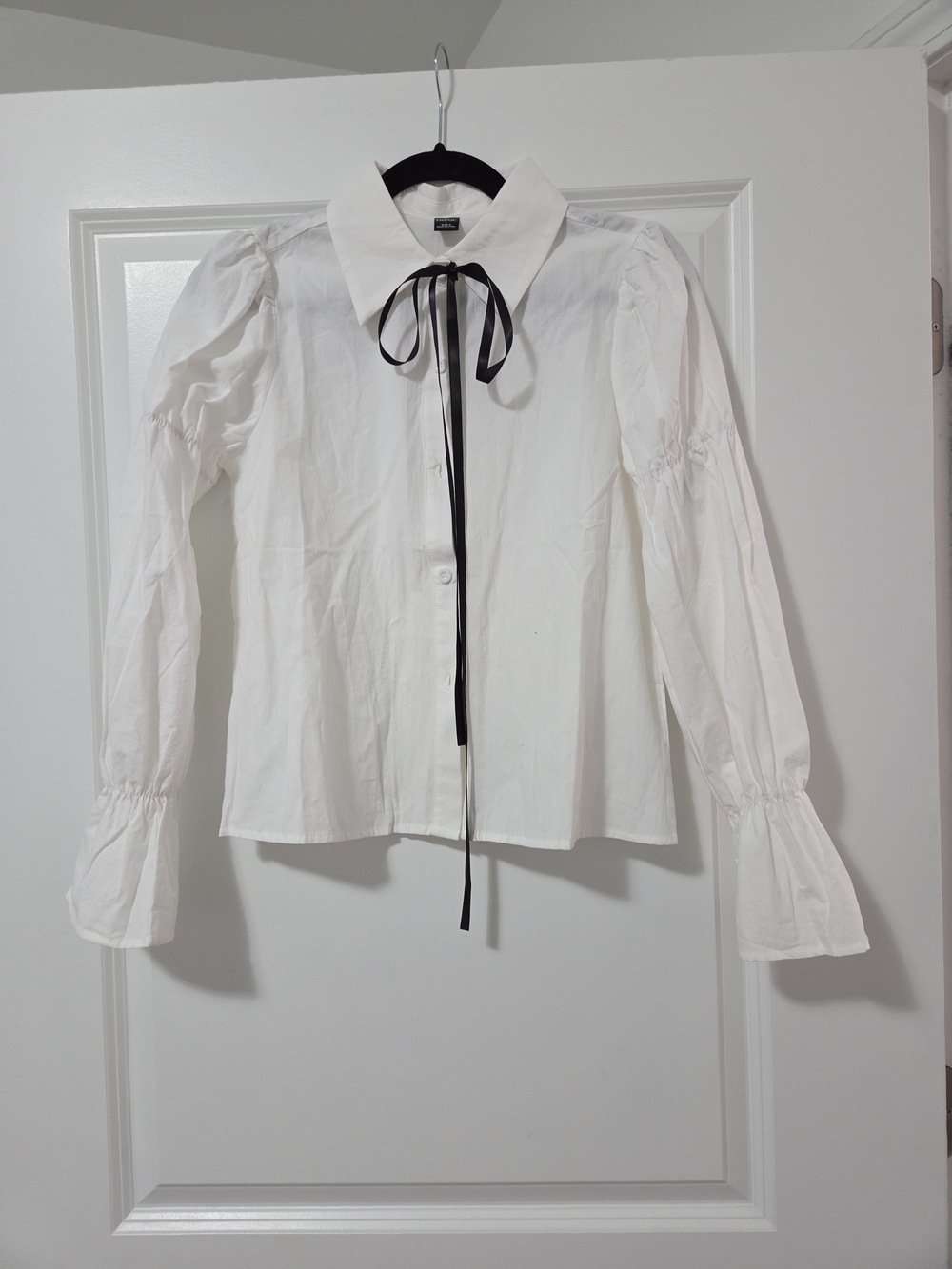 Women’s White Button-Front Blouse with Black Ribbon Tie
